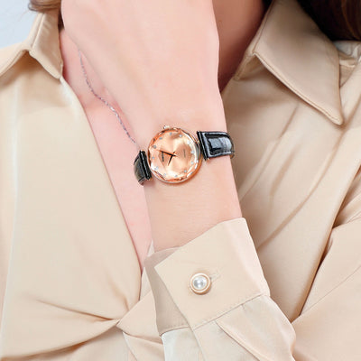 Facet Brilliant שעון נשים שוויצרי J5.833.M