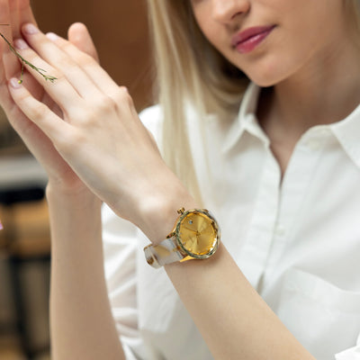 Tiro שעון נשים שוויצרי J6.242.M