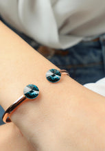 Load image into Gallery viewer, Facet Pyramid Bracelet JS.0070.S
