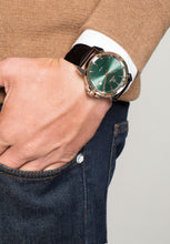 Load image into Gallery viewer, LeWy 3 Swiss Men&#39;s Watch J4.241.L
